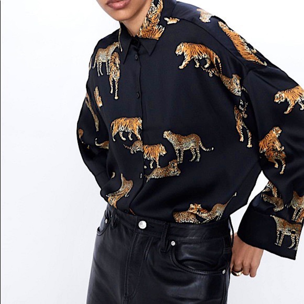 Zara button down long sleeve oversized cheetah tiger collared shirt NWT